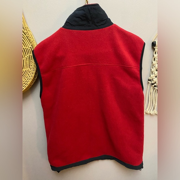 The north face vest - Picture 3 of 11